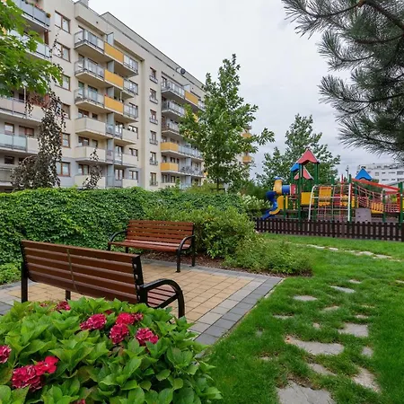 Atrium Ursus By Renters شقة